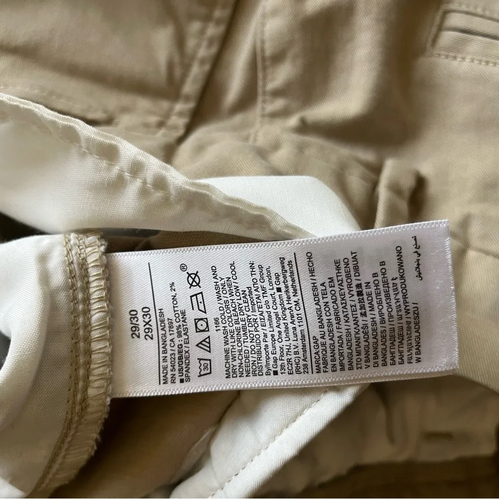 Men's GAP Slim Leg Khaki Pants 29 Flat Front
